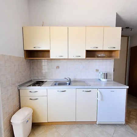 Apartments Katarina Podstrana Rum bild